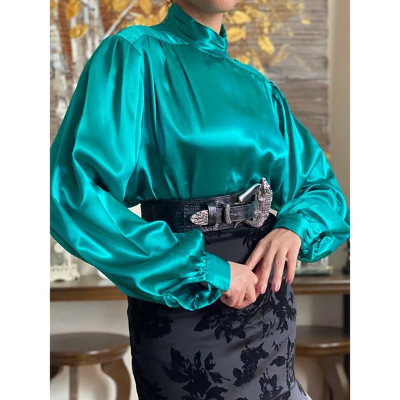 SOLD (VINTAGE) 80's Notations Green Satin Mock Neck Long Sleeve Blouse (12) - Picture 4 of 6
